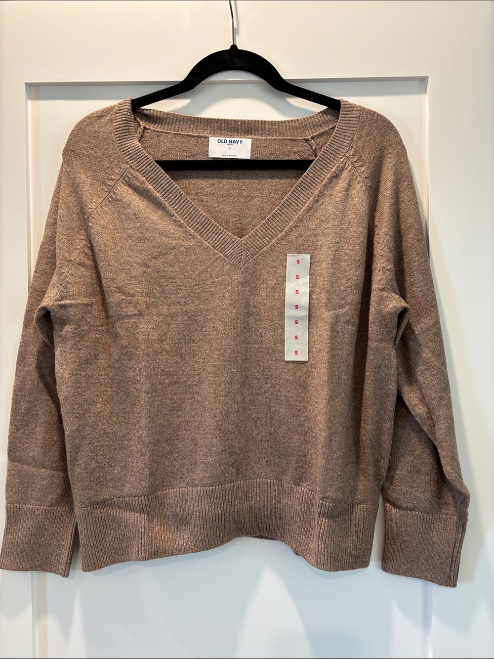 Old Navy Women's V-Neck Sweater SoSoft Loose in Driftwood Heather